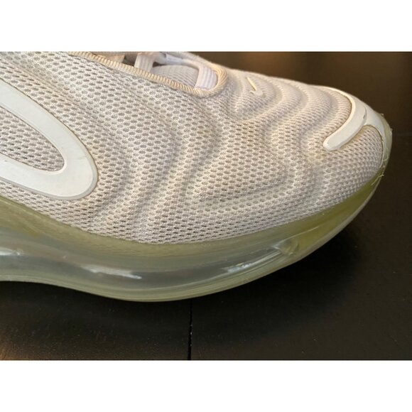 Nike Women's Air Max 720 Running Shoes White Size 6.5 Athletic Workout Outdoor - Picture 12 of 15